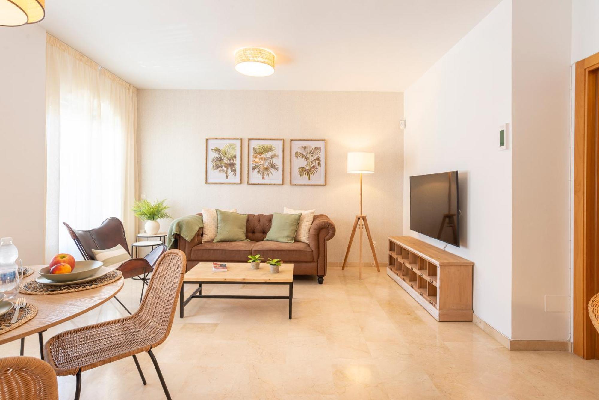 Apartment & Pool In Malaga City Center 외부 사진