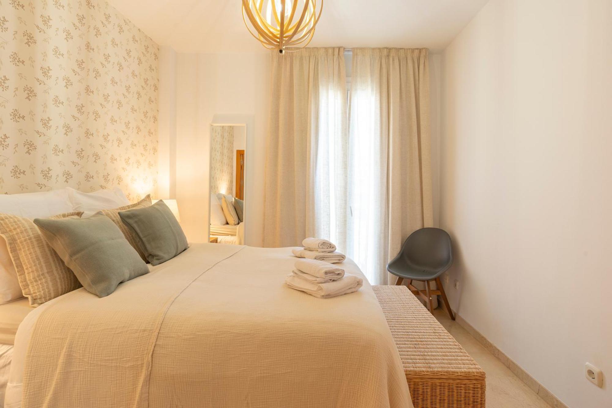 Apartment & Pool In Malaga City Center 외부 사진